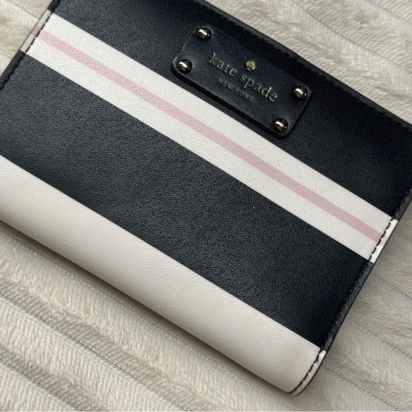 Kate Spade Wallet! - Picture 5 of 6